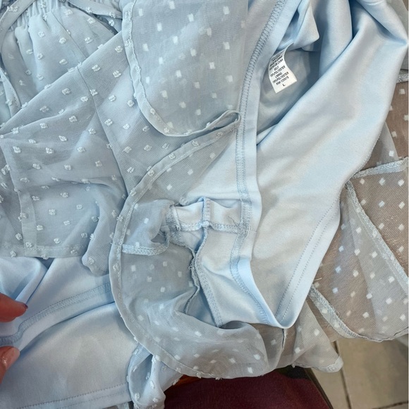 Gorgeous Entro Swiss Dot v-neck romper size large women’s - Picture 5 of 9